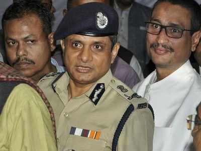 Kolkata Police Commissioner  Rajeev Kumar appears before CBI in Shillong