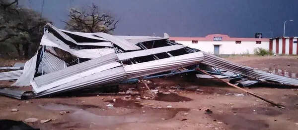 27 devotees injured as temporary shelter collapses