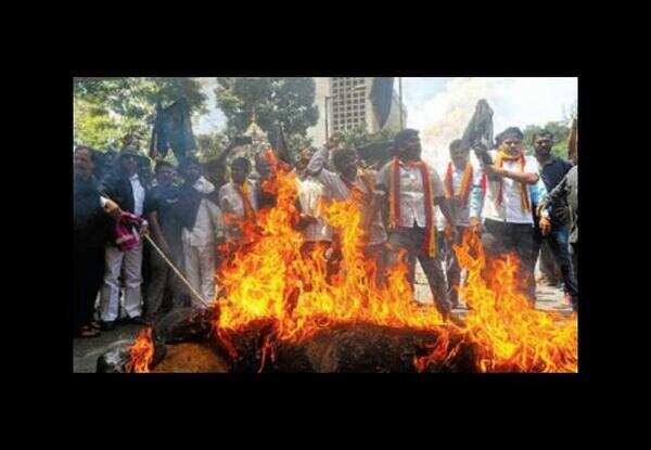 <p>Cauvery row: Tamil Nadu parties slam Centre for betraying state</p>