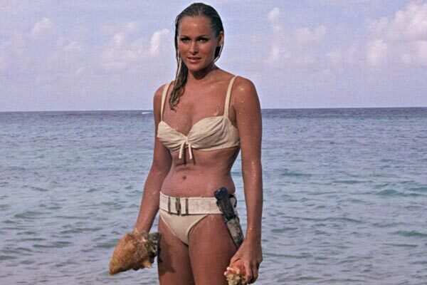 10 Hottest Bond babes till date