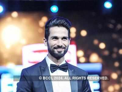 Shahid Kapoor finally breaks silence on Padmavati row, says there's no time for anger