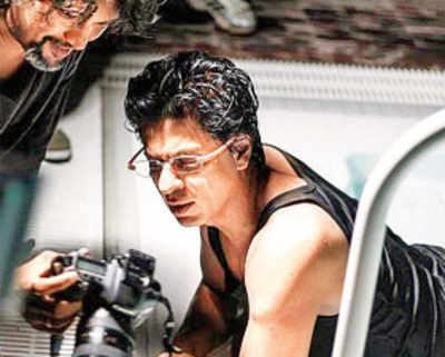 SRK’s party ‘called off’?