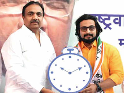 Reel-life Shivaji Maharaj quits Sena, joins NCP