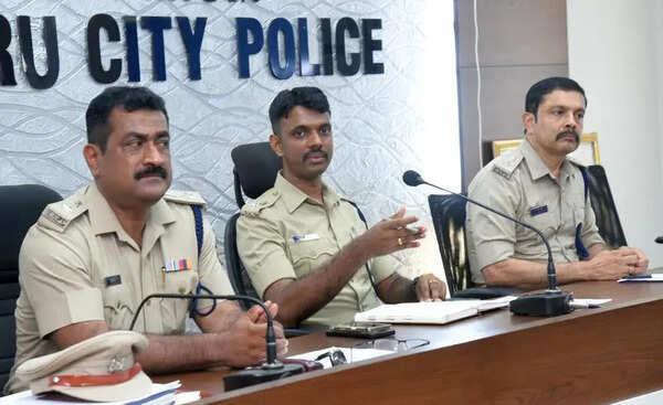 Grievance meeting: Dalit functionaries seek action over subsidy fraud targeted at women
