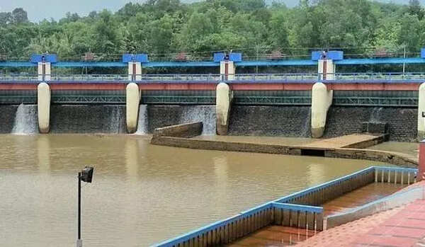 Silt rise in Aruvikkara dam sparks water supply fears