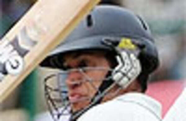 Ind vs NZ: Ross Taylor turns the tide against India on Day 1 of second Test