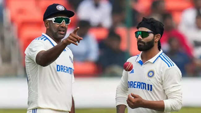 'What is the hurry boss?': Karthik on calls for retirement of seniors