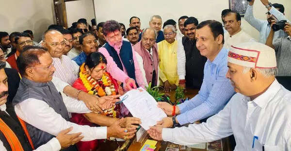 BJP’s Laxmi Verma, Cong’s Phulo Devi Netam set for unopposed RS election in CG