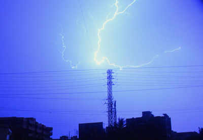 Heavy rains lash Andhra Pradesh, Telangana, nine dead