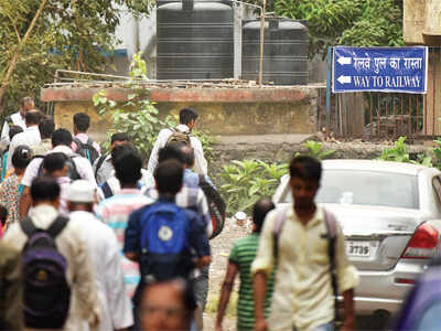 Mumbai Local: Western Railways gears up to rebuild platforms and FOBs