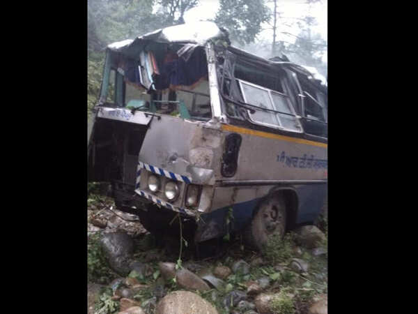 Himachal: Bus meets with accident in Chamba, one person dies