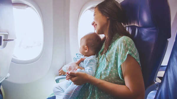 At 40,000 Feet, strangers became family: A mid-air moment that touched hearts