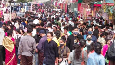 Delhi-NCR news live: Around 700 kg illegal firecrackers seized in national capital, 10 held
