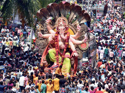 Ganesh mandals asked to fund kids’ education