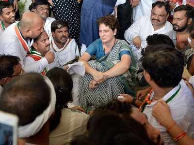 Sonbhadra: Standoff between Priyanka Gandhi, Uttar Pradesh government ends