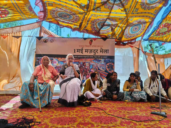Rajasthan: Civil rights groups demand ₹800 minimum wage, MGNREGA restoration