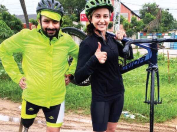 Rakul Preet's adventure cycle ride in Hyderabad
