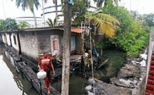 Rly's fencing plan to isolate four families