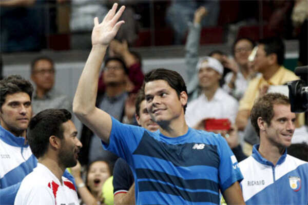 IPTL: Milos Raonic aces Rafael Nadal