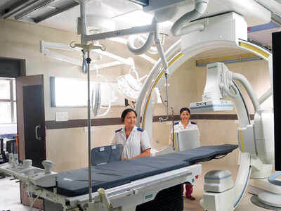 KEM Hospital: WhatsApp rumour of 'paralysis cure' sends patients haring to KEM