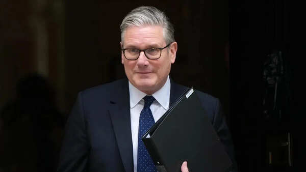 Appointing Mandelson a mistake, but did not mislead parl: UK PM