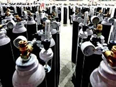 Delhi Covid lockdown news live: Vaccination for people above 18 begins
