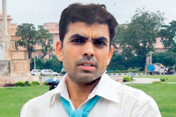 Theatre has become a shortcut to films now: Gagan Mishra