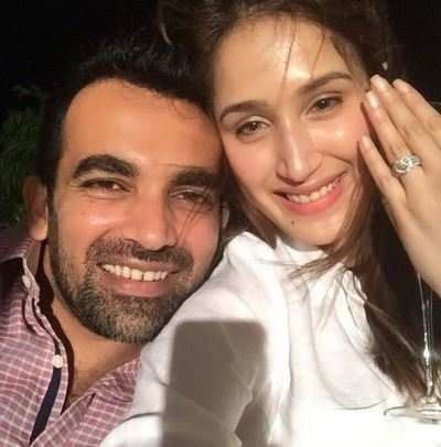 Sagarika Ghatge-Zaheer Khan engagement gaffe: Delhi Daredevils tag the wrong Sagarika on social media