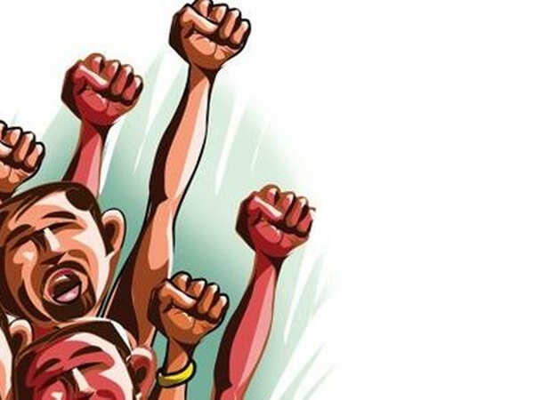 Mussoorie traders, hoteliers protest ‘rampant installation’ of poles by telecom company