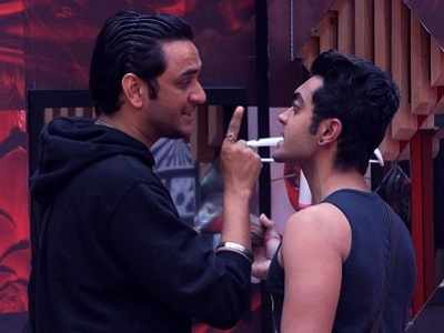 Live Updates: Bigg Boss 11, Episode 57, Day 57, 27th November 2017: Hiten Tejwani tries to bring peace between Shilpa Shinde and Arshi Khan