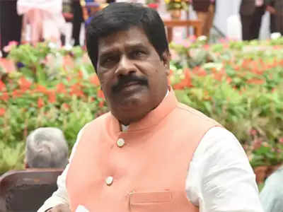 Excise minister’s H Nagesh about-turn on liquor sale