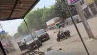 Scorpio vs Scorpio: Tiff between friends spills onto Gurgaon street, SUVs chase and ram each other &mdash; watch
