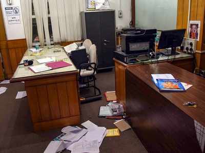 12 Shiv Sena corporators booked for vandalising Mira Bhayandar Mayor's office