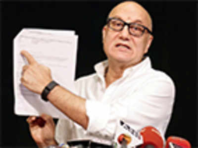 Pakistan offers visa to Kher, but actor hits back, saying no dates