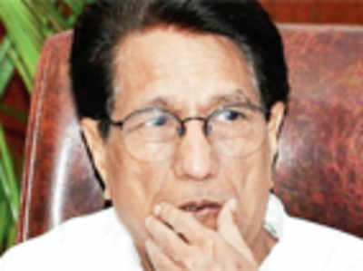 Govt acts tough, cuts power, water to Ajit Singh’s Delhi home