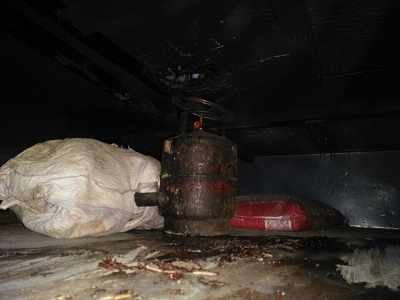 Gas cylinder explodes in Qazigund, kills one Amarnath Yatra pilgrim and injures 15