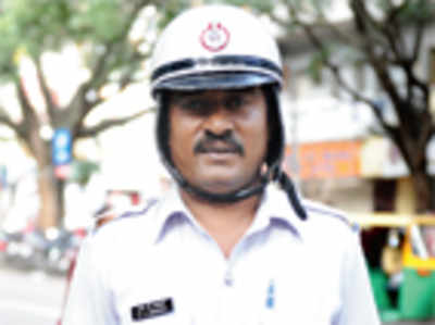 Constable nabs chain snatcher in high-speed chase in Jayanagar