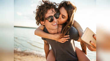 7 pleasure spots every guy wants you to touch