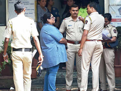 #MeToo: Vinta Nanda files police complaint against Alok Nath at Oshiwara police station
