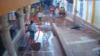 Ujjain: CCTV footage of gangster Vikas Dubey at Mahakal temple surfaces 