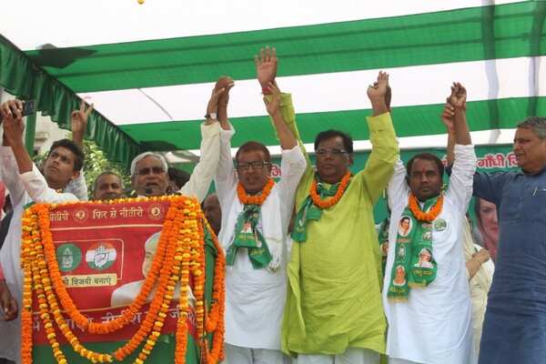 BJP has no CM face because of leadership crisis: Nitish