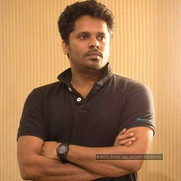 Piracy is breaking backbone of Malayalam cinema: Aashiq Abu