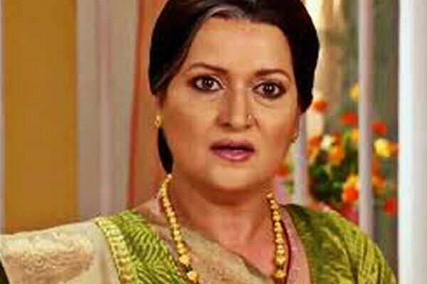 Actress Himani Shivpuri booked in Indore