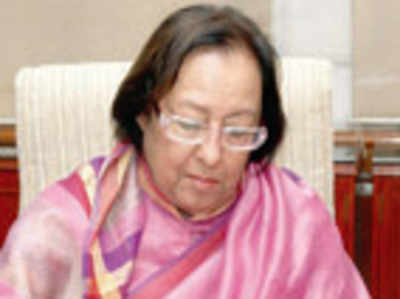 Notice to Najma Heptulla on Muslim remark