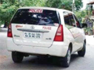 ‘Fake police’ Innova with sun film has cops in a tizzy