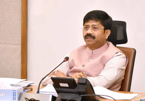 Minister orders action against errant builders
