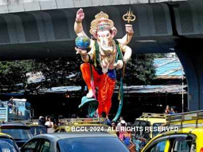 Chief Minister Uddhav Thackeray urges people to avoid overcrowding during Ganeshotsav, follow guidelines