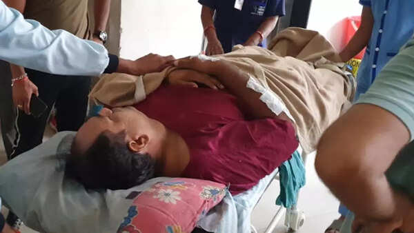 Madhya Pradesh: Cop stabbed in Mandsaur while trying to nab accused involved in loot incident