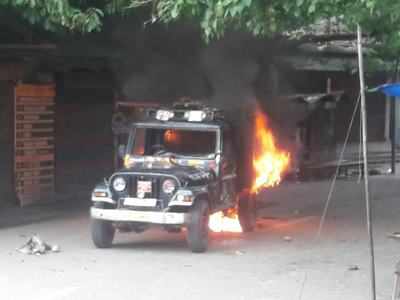 Darjeeling unrest: Gorkha Janmukti Morcha supporters torch two vehicles