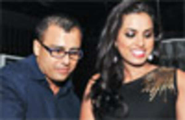 Ritu Budhraja's b-day bashi!